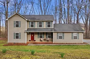 185 Commodore Dr, Duncan, SC 29334 - Photo 1