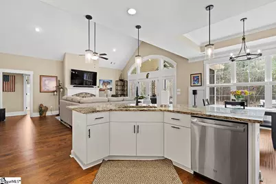 105 Charlotte Drive, McCormick, SC 29835 - Photo 5