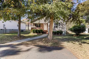 207 Ridgeway Dr, Greenville, SC 29607 - Photo 5