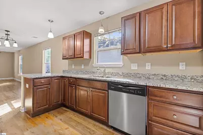 207 Ridgeway Drive, Greenville, SC 29607 - Photo 7