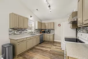 502 Pleasant Green Dr, Inman, SC 29349 - Photo 11