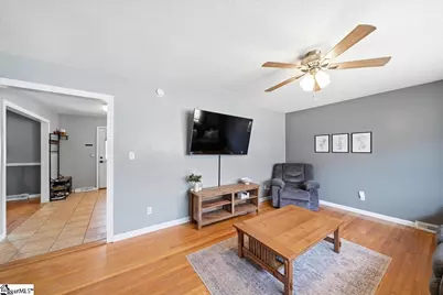219 Seven Oaks Lane, Spartanburg, SC 29301 - Photo 9