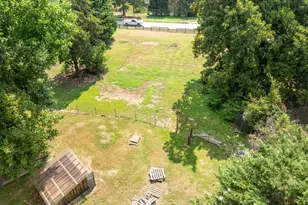 838 S Harper St, Laurens, SC 29360 - Photo 47