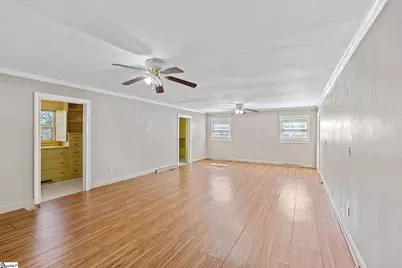838 S Harper Street, Laurens, SC 29360 - Photo 19