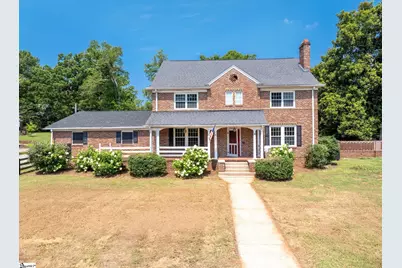838 S Harper Street, Laurens, SC 29360 - Photo 1