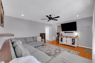 450 Lindsey Lake Rd, Travelers Rest, SC 29690 - Photo 7