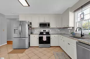 450 Lindsey Lake Rd, Travelers Rest, SC 29690 - Photo 9