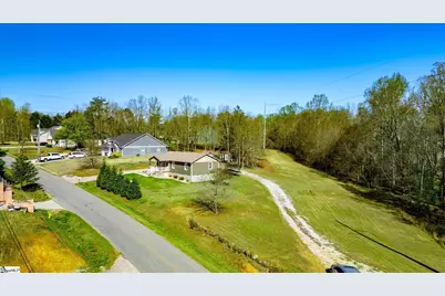 450 Lindsey Lake Road, Travelers Rest, SC 29690 - Photo 23