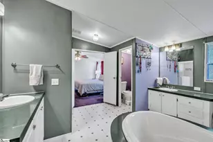 109 Lakeside Dr, Taylors, SC 29687 - Photo 15