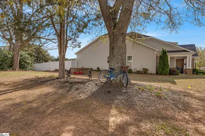 401 Chillingham Court, Fountain Inn, SC 29644 - Photo 5