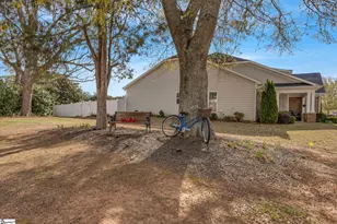 401 Chillingham Ct, Fountain Inn, SC 29644 - Photo 5