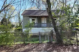 308 Poole St, Woodruff, SC 29388 - Photo 3
