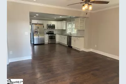 8 Lester Avenue, Greenville, SC 29617 - Photo 5