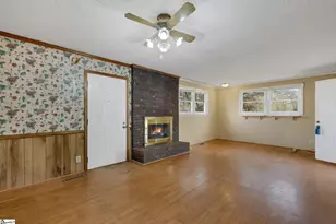 160 J St, Greer, SC 29651 - Photo 7