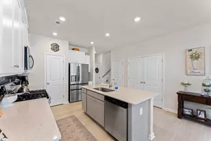 101 Paneer Ln, Taylors, SC 29687 - Photo 9