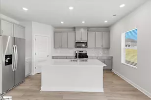 621 Hollybank St, Fountain Inn, SC 29644 - Photo 9