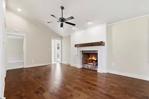 223 Meadow Ln, Easley, SC 29642 - Photo 11