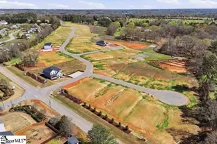 205 Dansby Ct, Greenville, SC 29605 - Photo 3