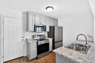 100 Parkstone Dr, Greenville, SC 29609 - Photo 13