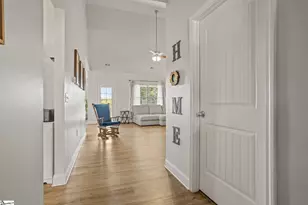 122 Palmetto Valley Dr, Greer, SC 29651 - Photo 5