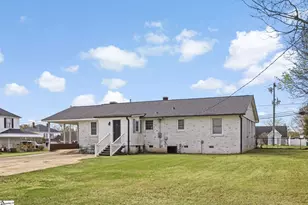 109 Palmetto St, Cowpens, SC 29330 - Photo 7