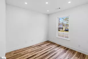 409 Gower St, Greenville, SC 29611 - Photo 11