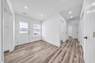 409 Gower St, Greenville, SC 29611 - Photo 15
