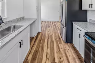 409 Gower St, Greenville, SC 29611 - Photo 13