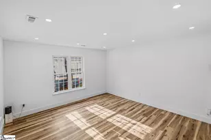409 Gower St, Greenville, SC 29611 - Photo 7