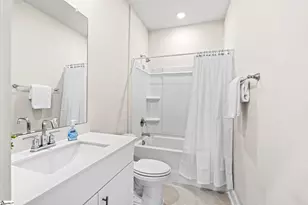 569 Laxton Rd, Greer, SC 29651 - Photo 9