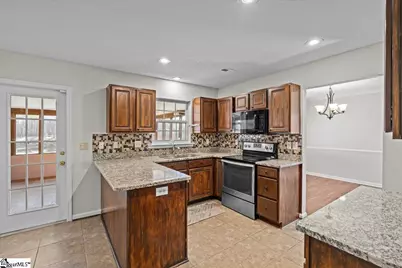 6 Avenel Court, Simpsonville, SC 29681 - Photo 5