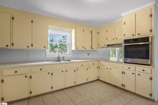 313 Rhodehaven Dr, Anderson, SC 29625 - Photo 13