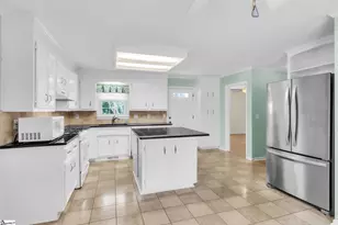 105 Birnam Ct, Greenville, SC 29615 - Photo 9