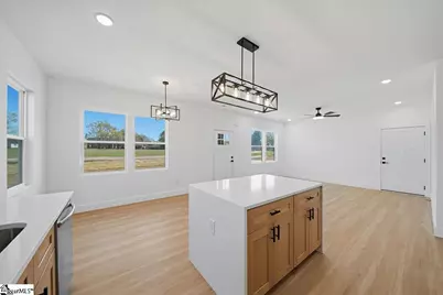 4083 N Blackstock Road, Spartanburg, SC 29301 - Photo 5