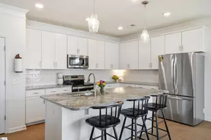 221 Pendergast Rd, Greenville, SC 29605 - Photo 11