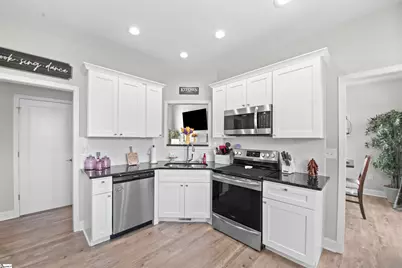 704 Rockcliff Street, Greenville, SC 29617 - Photo 23