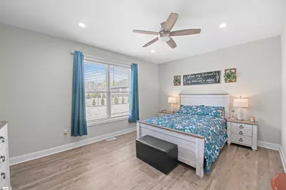 704 Rockcliff Street, Greenville, SC 29617 - Photo 5