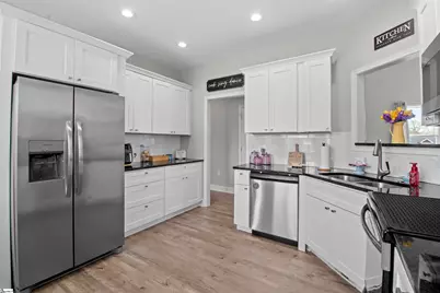 704 Rockcliff Street, Greenville, SC 29617 - Photo 23