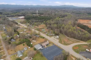 1406 Geer Hwy, Travelers Rest, SC 29690 - Photo 31