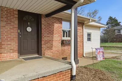 1406 Geer Highway, Travelers Rest, SC 29690 - Photo 3