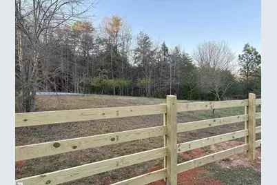 829 Bramlett Road, Laurens, SC 29360 - Photo 3