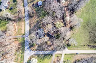 1409 Old Spartanburg Hwy, Woodruff, SC 29388 - Photo 29