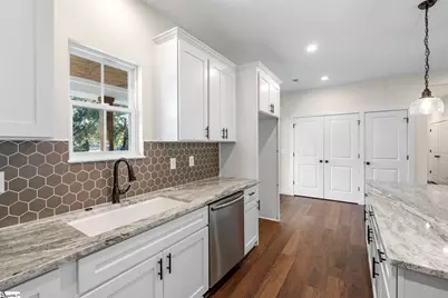 1205 S Main Street, Fountain Inn, SC 29644 - Photo 11