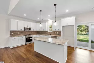 1205 S Main St, Fountain Inn, SC 29644 - Photo 7