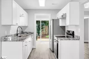 11 Forest Lake Dr, Simpsonville, SC 29681 - Photo 27