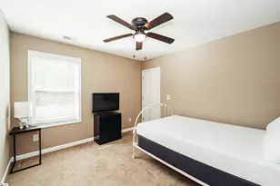 220 Dellwood Dr, Spartanburg, SC 29301 - Photo 17