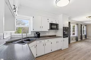 4304 Old Buncombe Rd, Greenville, SC 29617 - Photo 11