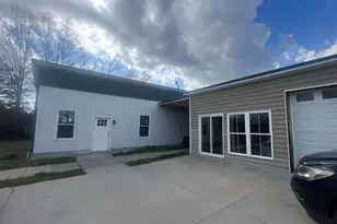 11416 39 Hwy, Cross Hill, SC 29332 - Photo 1
