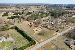 750 Goodjoin Rd, Campobello, SC 29322 - Photo 39