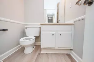 1466 B Dover Rd, Spartanburg, SC 29301 - Photo 5